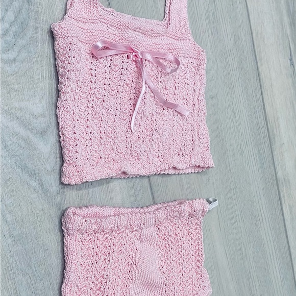 New hand-made baby clothes - Picture 2 of 9